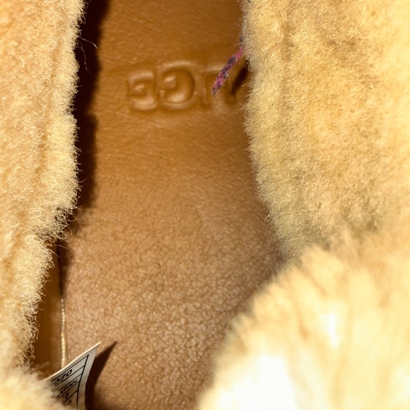 UGG Women's Beven Suede Boots Sz 8 - Picture 10 of 14